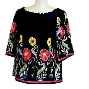 Radzoli ladies cotton embroidered top. Medium. Excellent condition.